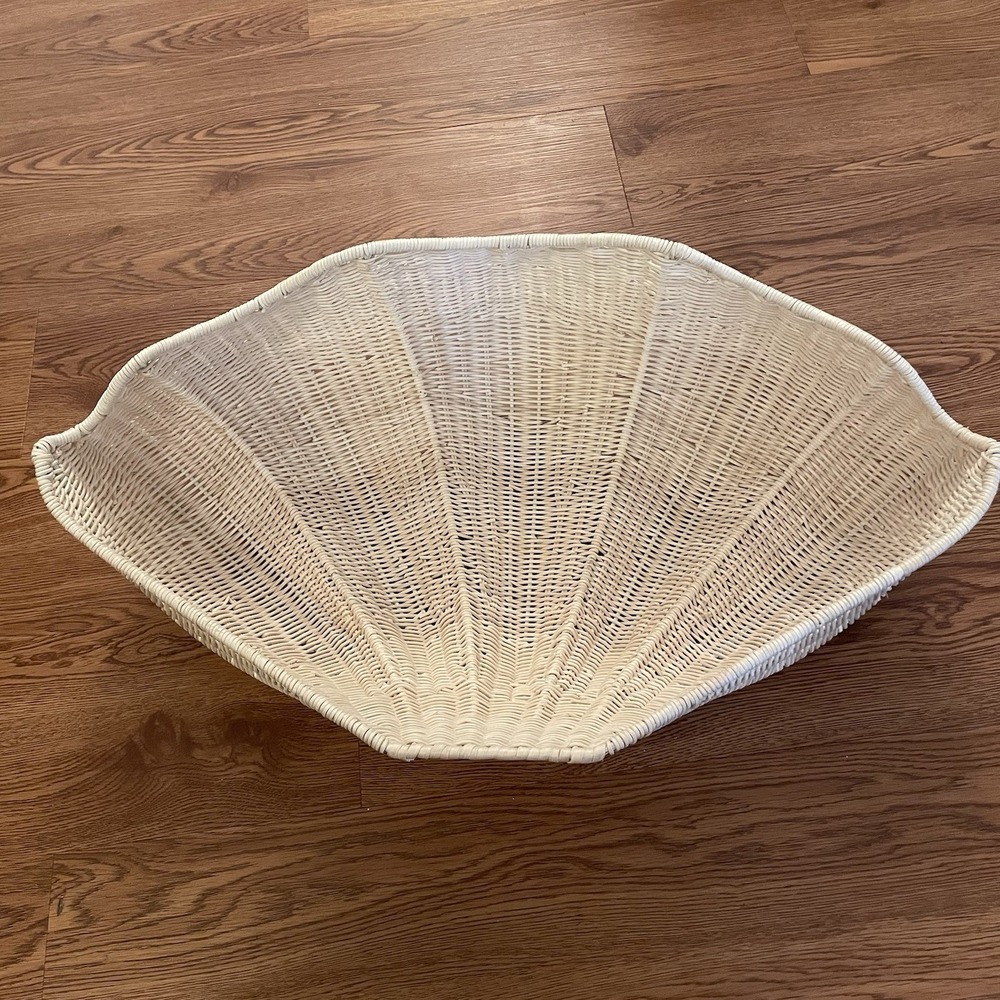 Vtg Indonesian Wicker Clam Shell Basket-1980-90's Coastal Boho
